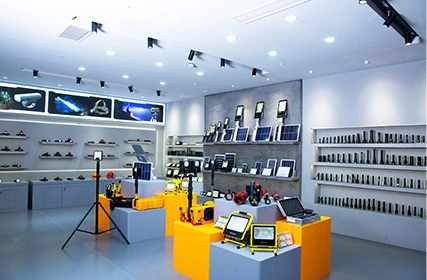 SUPERFIRE: Excelência iluminadora no palco global