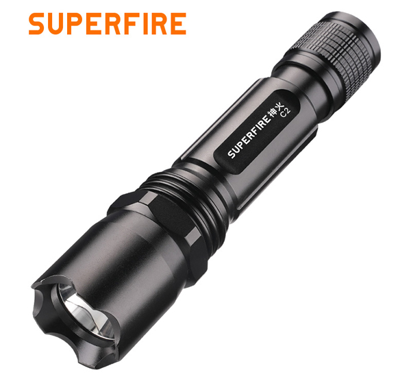 SUPERFIRE C2 High-Powered Flashlight - 翻译中...